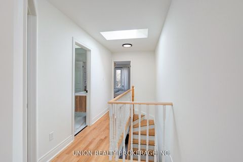 Photo 31 at 59D Woodbine Avenue, The Beaches, Toronto