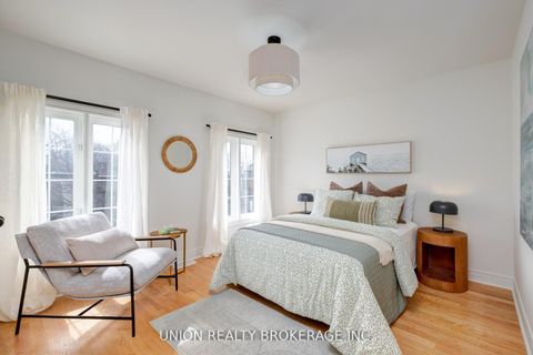 Photo 32 at 59D Woodbine Avenue, The Beaches, Toronto