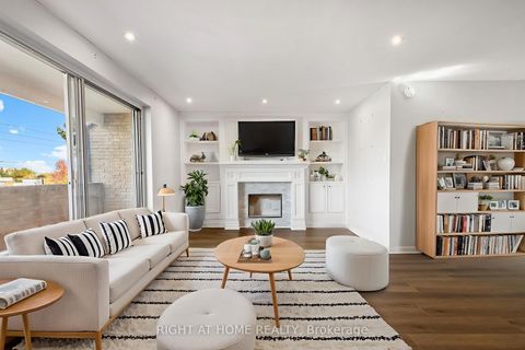 Photo 7 at 66 - 91 Muir Drive, Scarborough Village, Toronto