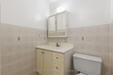 Photo 12 at 66 - 91 Muir Drive, Scarborough Village, Toronto