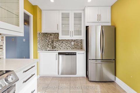 Photo 16 at 66 - 91 Muir Drive, Scarborough Village, Toronto