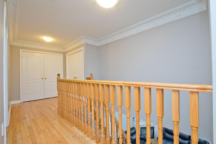 Photo 21 at 3 Okanagan Drive, Wellington, Brampton