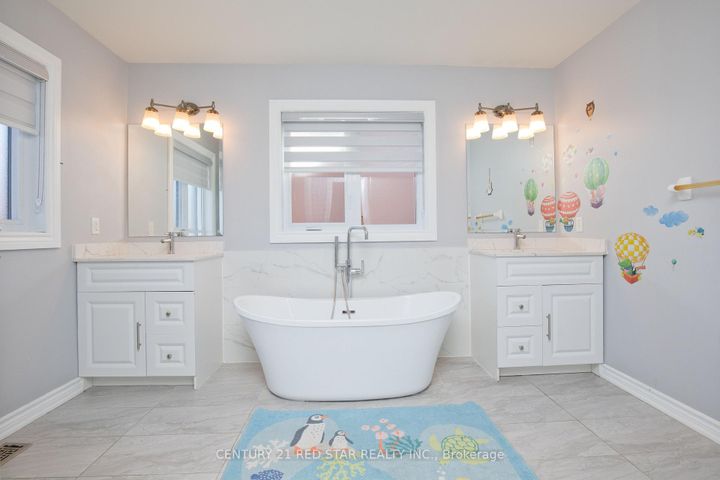 Photo 26 at 3 Okanagan Drive, Wellington, Brampton