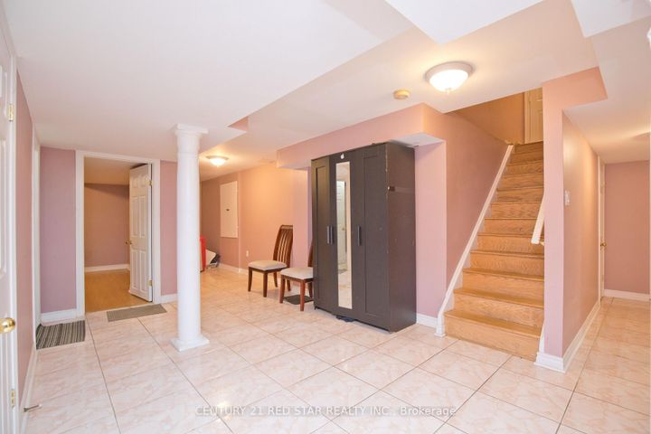 Photo 41 at 3 Okanagan Drive, Wellington, Brampton