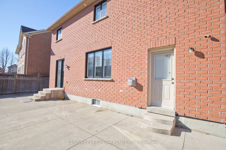 Photo 49 at 3 Okanagan Drive, Wellington, Brampton