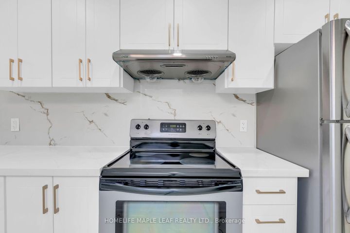 Photo 35 at 6 Pellegrino Road, Northwest Brampton, Brampton