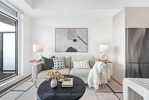 Photo 2 at 1207 - 398 Hwy 7, Doncrest, Richmond Hill