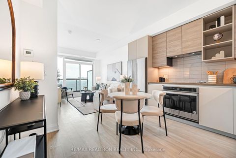 Photo 14 at 1207 - 398 Hwy 7, Doncrest, Richmond Hill