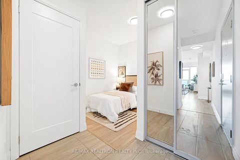 Photo 17 at 1207 - 398 Hwy 7, Doncrest, Richmond Hill