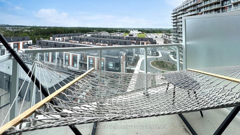 Photo 11 at 812 - 6 David Eyer Road, Rural Richmond Hill, Richmond Hill