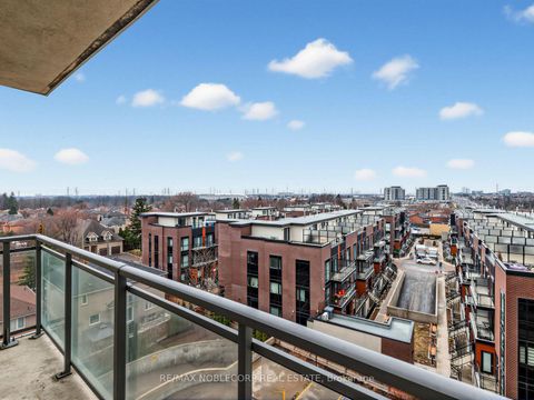 Photo 7 at 610 - 7730 Kipling Avenue, Vaughan Grove, Vaughan