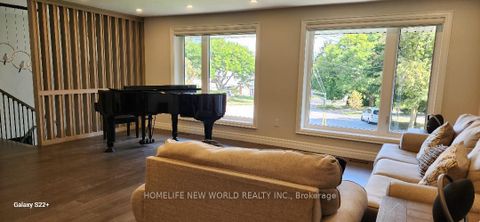 Photo 0 at 37 SHOULDICE Court, Windfields, Toronto