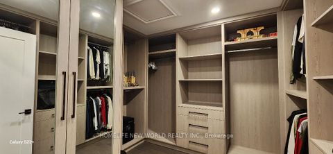 Photo 13 at 37 SHOULDICE Court, Windfields, Toronto