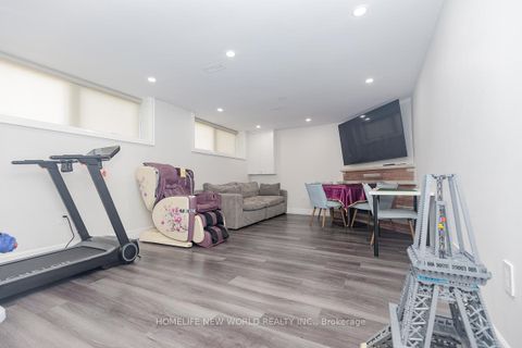 Photo 43 at 37 SHOULDICE Court, Windfields, Toronto