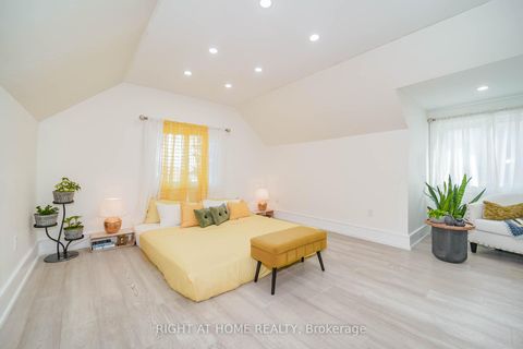 Photo 27 at 174 Aylesworth Avenue, Cliffside, Toronto