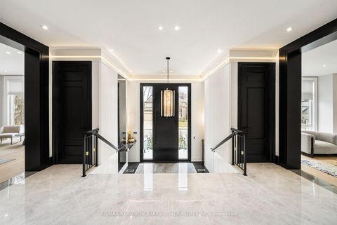 Photo 4 at 192 Lord Seaton Road, Windfields, Toronto