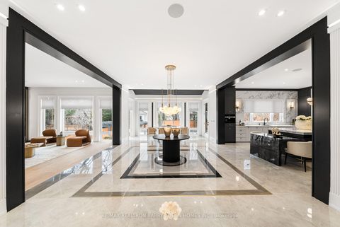 Photo 7 at 192 Lord Seaton Road, Windfields, Toronto