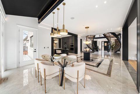 Photo 8 at 192 Lord Seaton Road, Windfields, Toronto