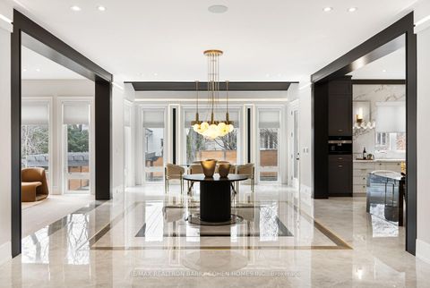 Photo 9 at 192 Lord Seaton Road, Windfields, Toronto