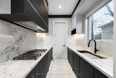 Photo 13 at 192 Lord Seaton Road, Windfields, Toronto