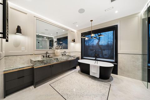 Photo 22 at 192 Lord Seaton Road, Windfields, Toronto