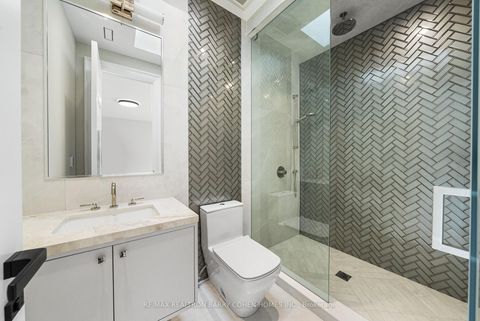 Photo 30 at 192 Lord Seaton Road, Windfields, Toronto