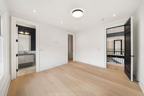 Photo 31 at 192 Lord Seaton Road, Windfields, Toronto