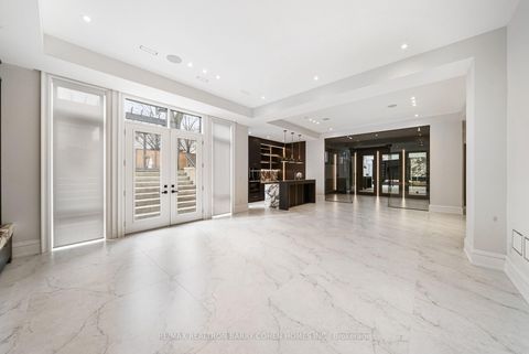 Photo 37 at 192 Lord Seaton Road, Windfields, Toronto