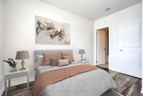 Photo 9 at 1114 - 9225 Jane Street, Maple, Vaughan