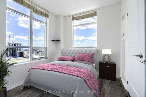 Photo 10 at 1114 - 9225 Jane Street, Maple, Vaughan