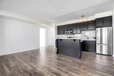 Photo 15 at 1114 - 9225 Jane Street, Maple, Vaughan
