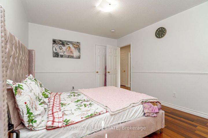 Photo 19 at 891 STONEBRIDGE Avenue, East Credit, Mississauga