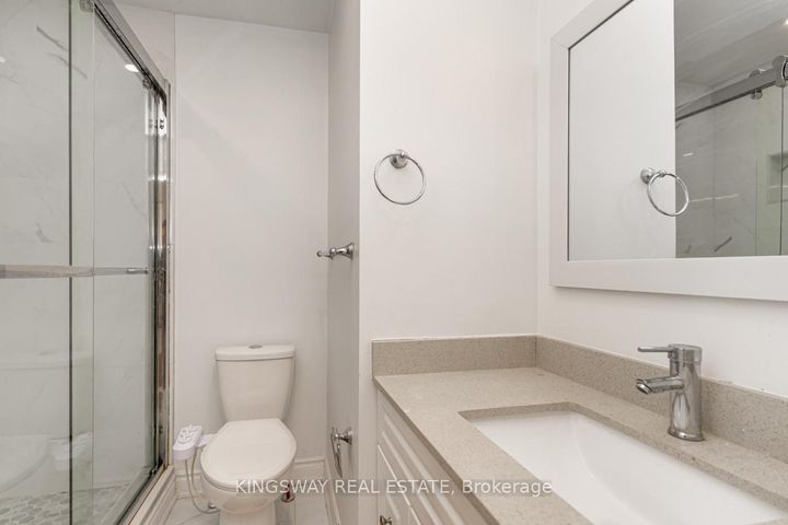 Photo 24 at 891 STONEBRIDGE Avenue, East Credit, Mississauga