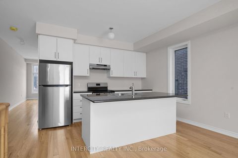 Photo 8 at 79 Divadale Road, Elder Mills, Vaughan