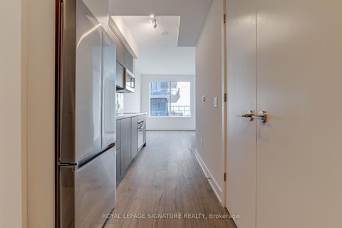 Photo 4 at 604 - 2 Teagarden Court, Willowdale East, Toronto