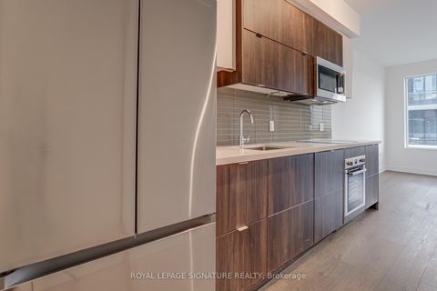 Photo 5 at 604 - 2 Teagarden Court, Willowdale East, Toronto