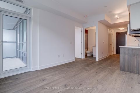 Photo 10 at 604 - 2 Teagarden Court, Willowdale East, Toronto
