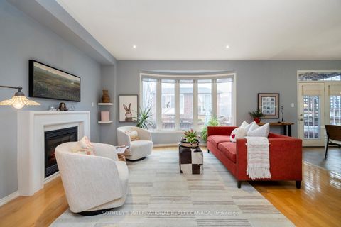 Photo 8 at 114 Strandmore Circle, Brooklin, Whitby