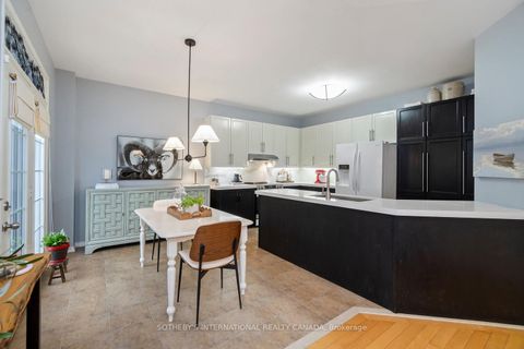 Photo 14 at 114 Strandmore Circle, Brooklin, Whitby