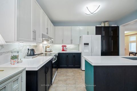 Photo 15 at 114 Strandmore Circle, Brooklin, Whitby