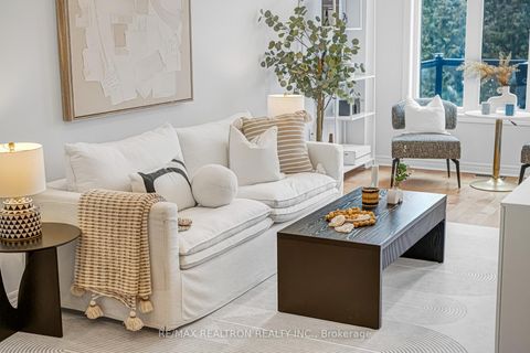 Photo 35 at 41 - 8 Townwood Drive, Jefferson, Richmond Hill