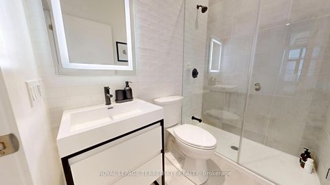 Photo 11 at 204 - 150 Logan Avenue, South Riverdale, Toronto