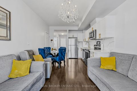 Photo 1 at 21 - 630 Rogers Road, Eglinton West, Toronto