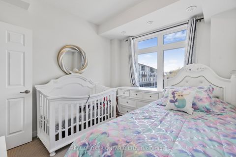 Photo 8 at 21 - 630 Rogers Road, Eglinton West, Toronto