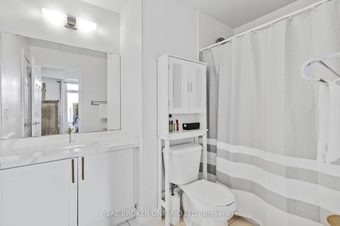 Photo 11 at 21 - 630 Rogers Road, Eglinton West, Toronto