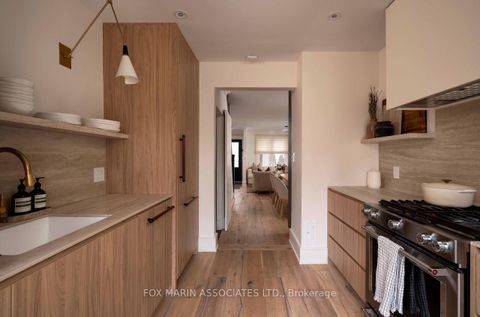 Photo 12 at 266 Roselawn Avenue, Eglinton, Toronto