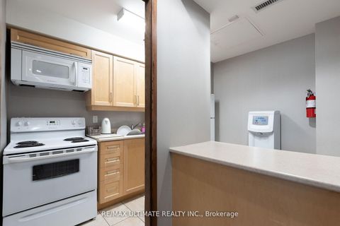 Photo 31 at 105 - 2772 Keele Street, CFB, Toronto