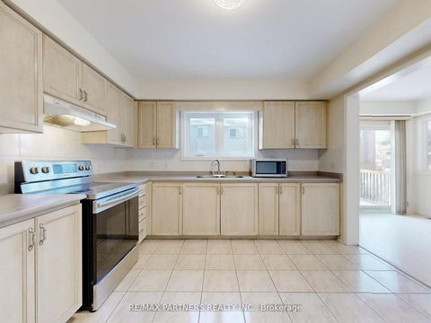 Photo 13 at #27 - 50 Rubin Street, Doncrest, Richmond Hill