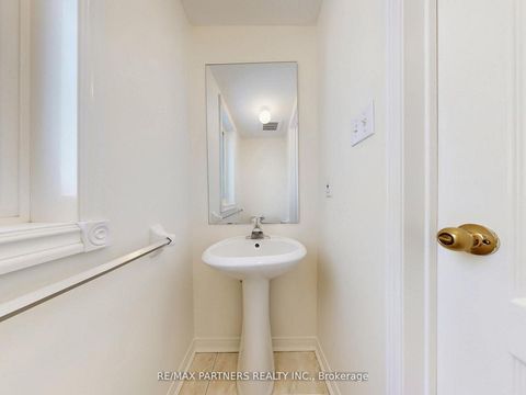 Photo 15 at #27 - 50 Rubin Street, Doncrest, Richmond Hill