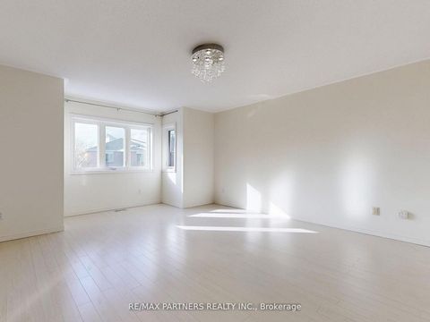 Photo 17 at #27 - 50 Rubin Street, Doncrest, Richmond Hill